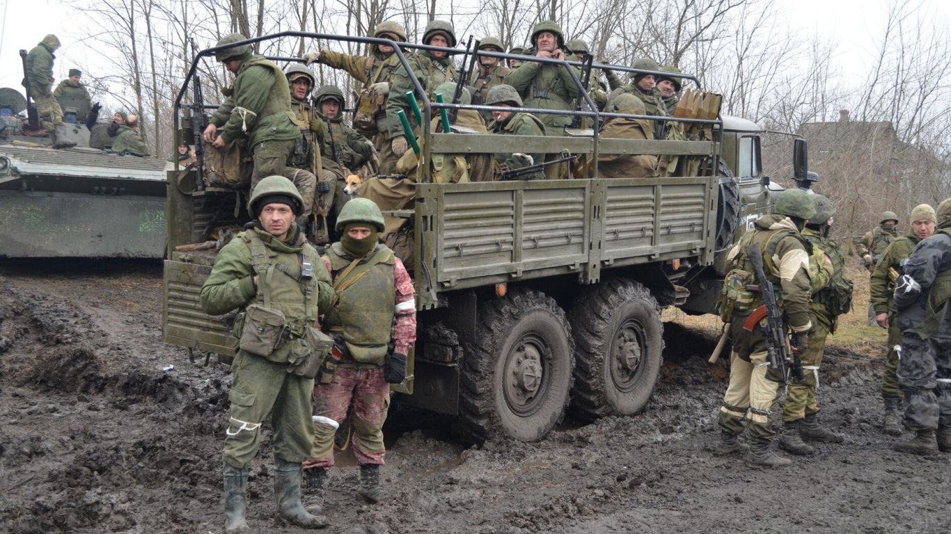 Британская разведка объяснила, почему оккупанты перебросили войска под Бахмут