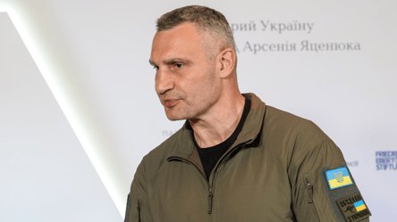 Команда Кличка видає перепустки звільненим заступникам - 285x160