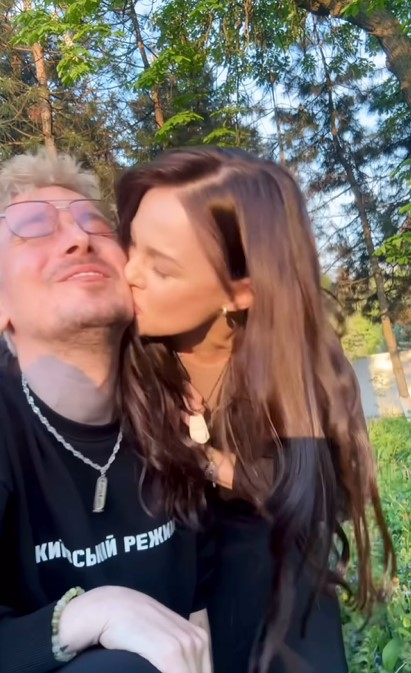 Позитив вместе с любимой Сахневич