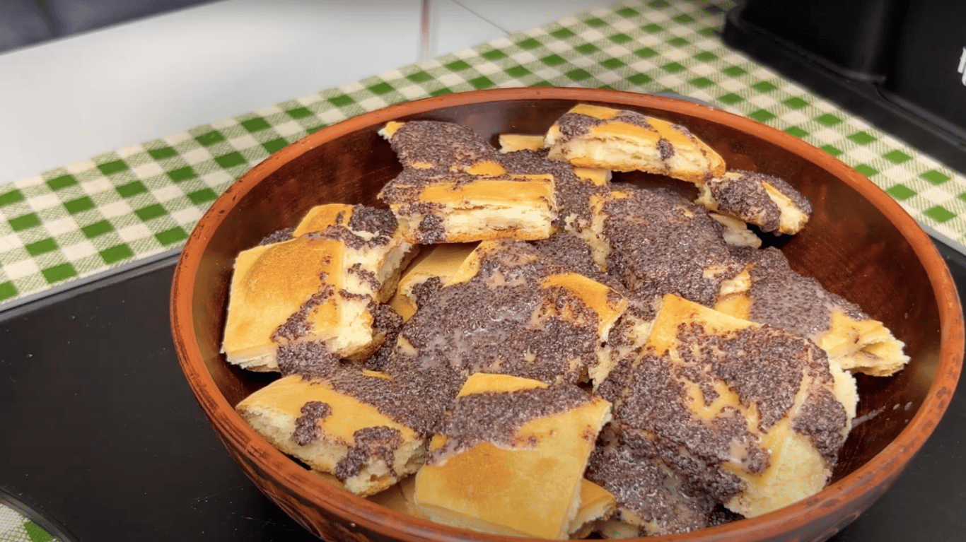 коржики з маковою начинкою