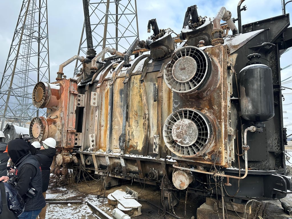 Електрична підстанція на Київщині