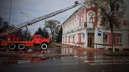Росія вдарила дронами адмінбудівлях в Чернігівській області - 285x160