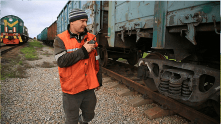 Залізничника викрили у співпраці з ФСБ — деталі справи - 285x160