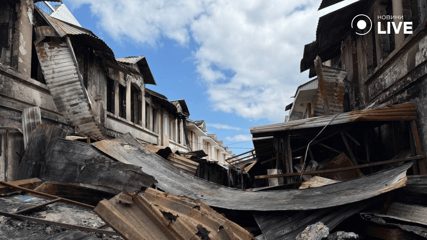 Зруйновані будівлі на Привозі 