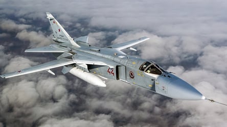Оба пилота погибли — в РФ подтвердили сбитие СУ-24М над Черным морем - 285x160