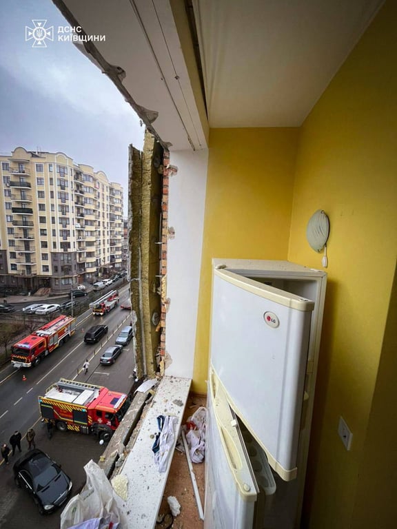 Последствия взрыва в многоэтажке в Ирпене - фото с места происшествия