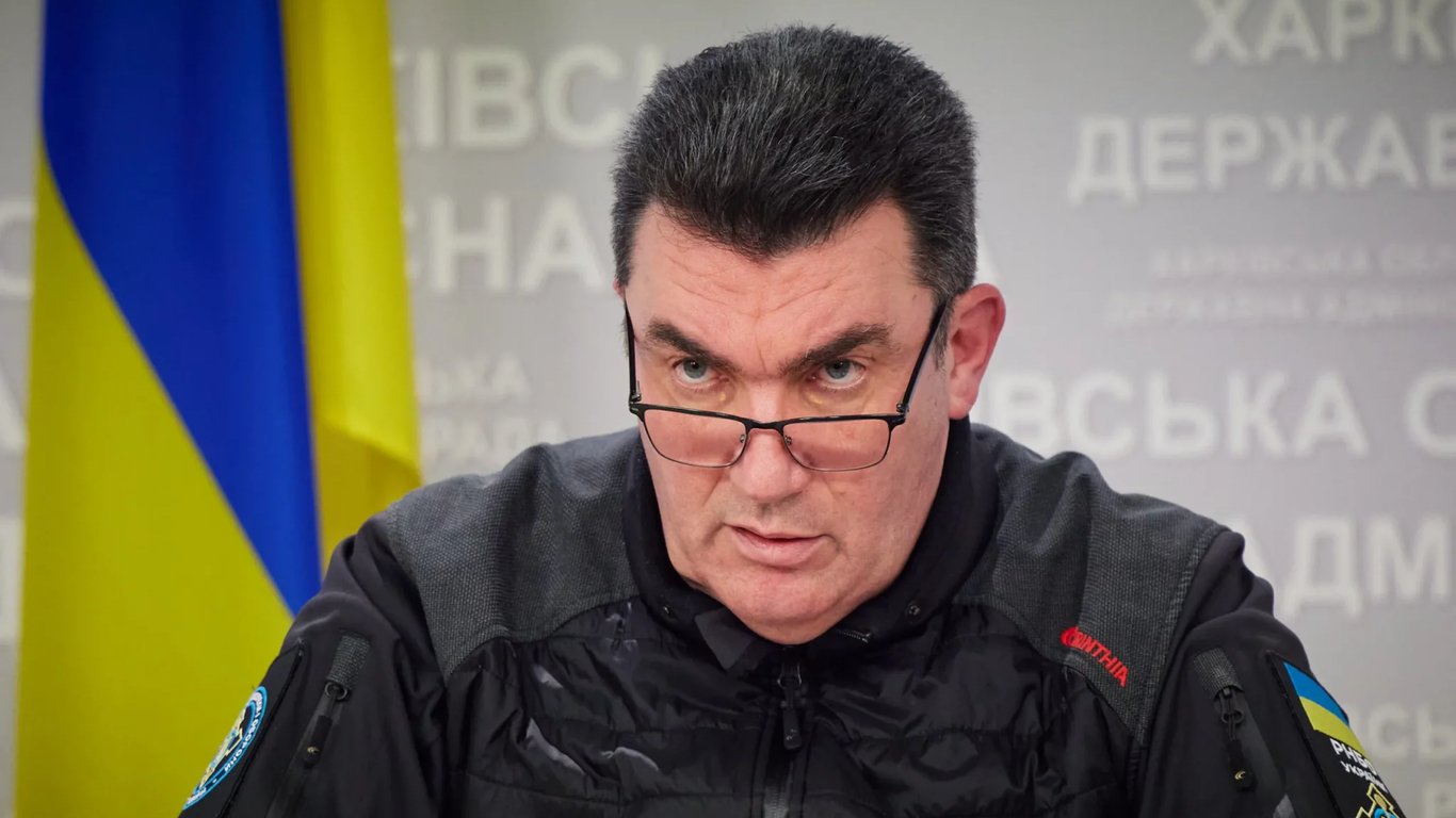 Данилов рассказал, как Украина следит за "вагнеровцами" в Беларуси