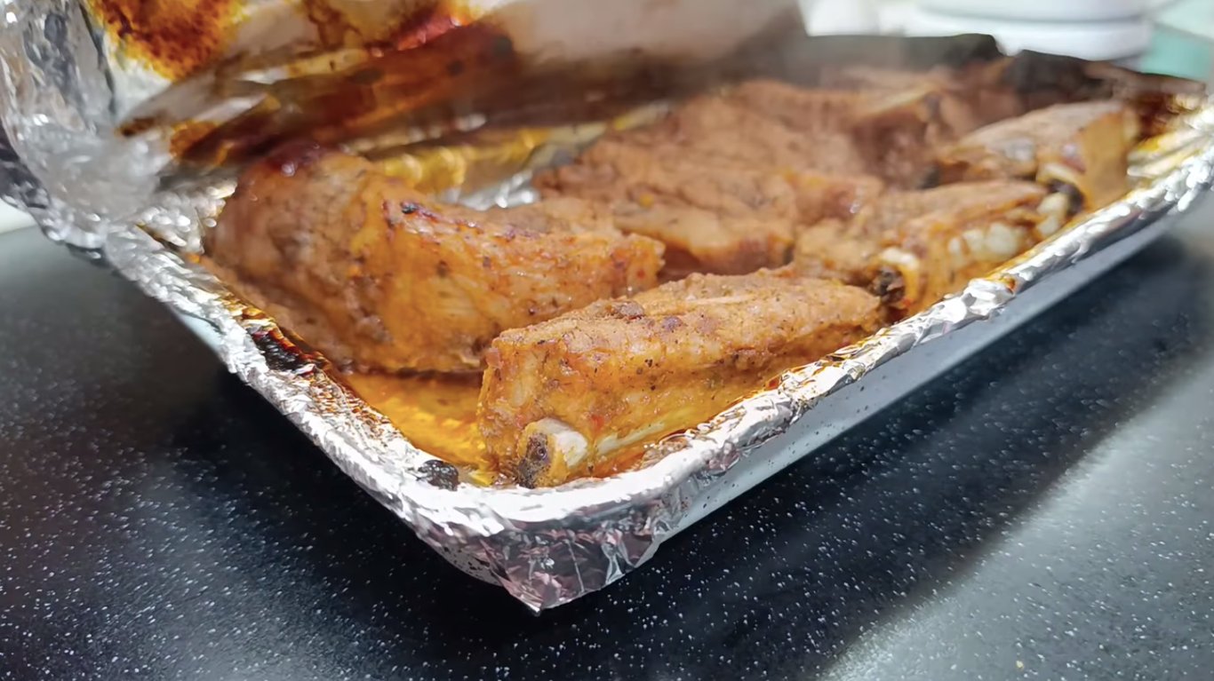 свинячі ребра в яблучному маринаді