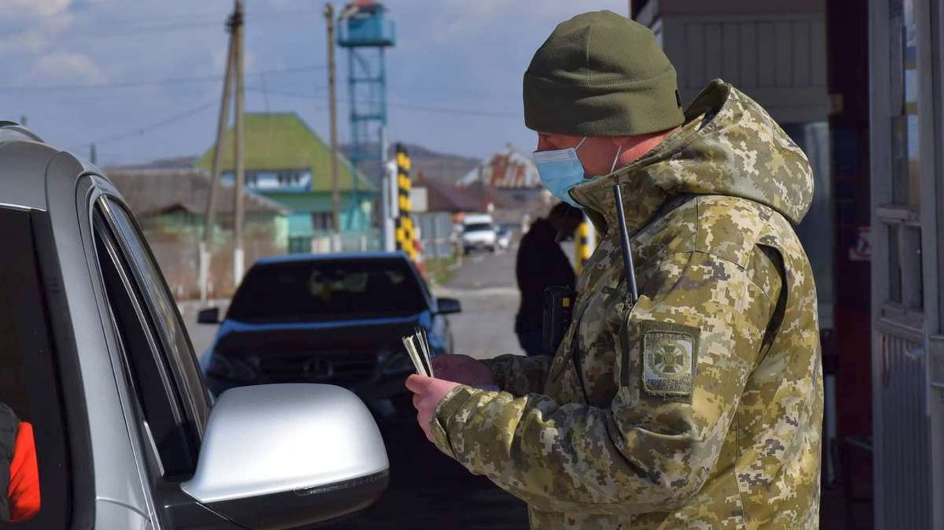 Які ліки категорично не можна везти в Польщу — правила перетину кордону