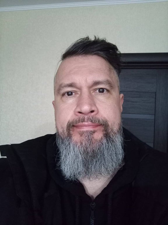 Роберто Моралес