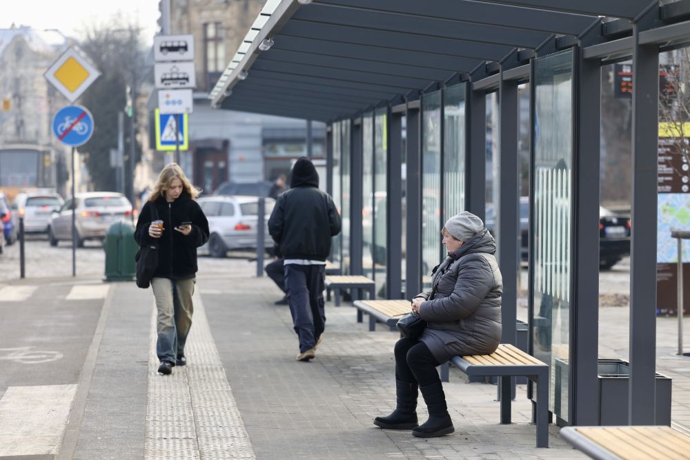 Нова зона очікування транспорту у Львові: що змінилося для пасажирів