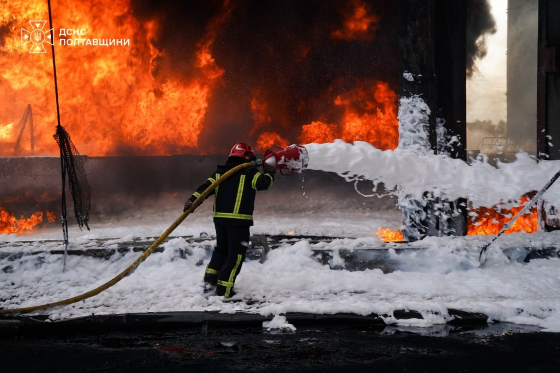 Російський удар пошкодив промислове підприємство на Полтавщині - фото 1