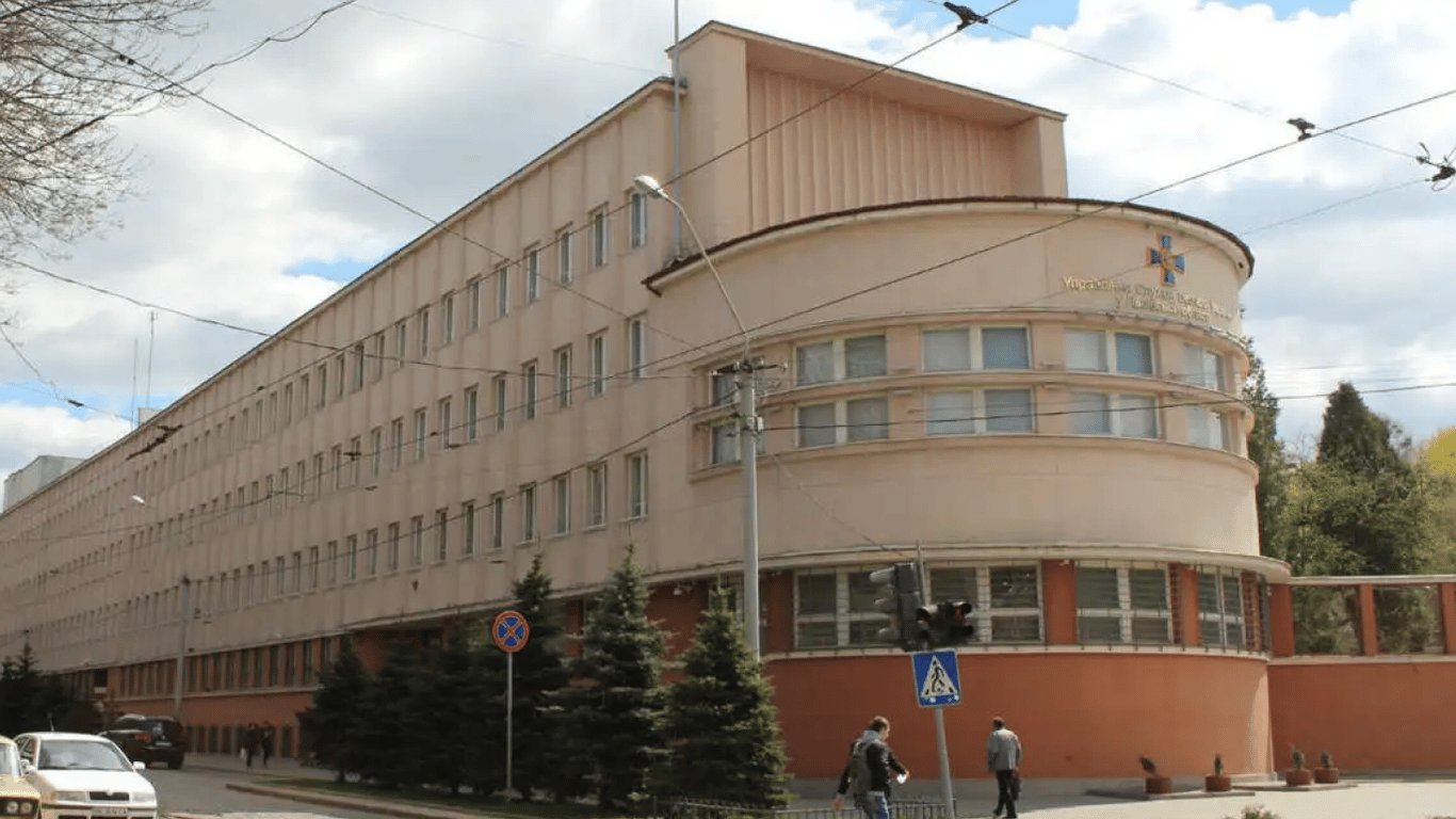 Во Львове разоблачили блогера, который призывал обстрелять здание СБУ ракетами