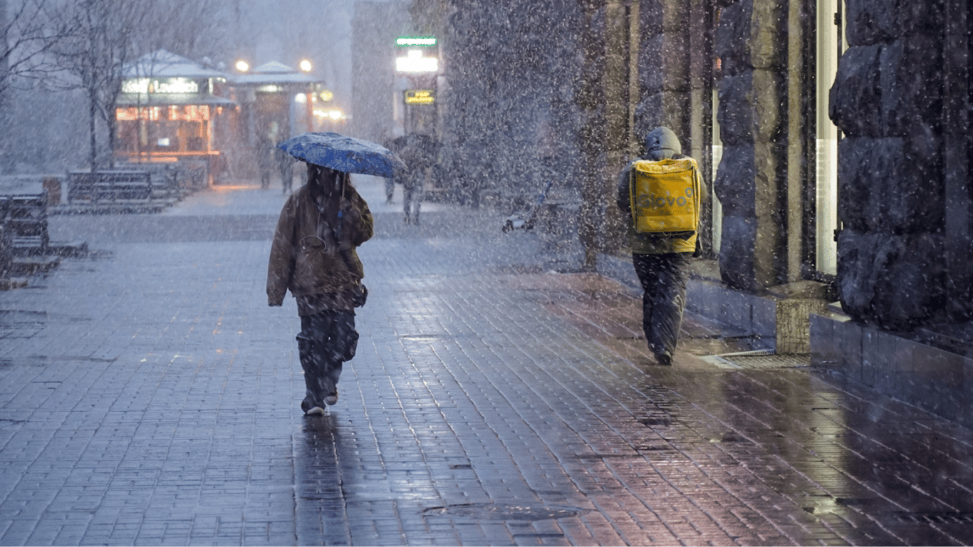 Погода в Украине — синоптики рассказали, когда выпадет первый снег
