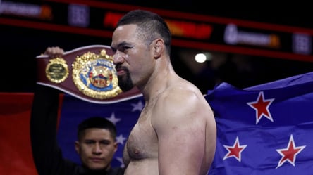 Паркер сделал прогноз на бой Усик — Уордли - 285x160