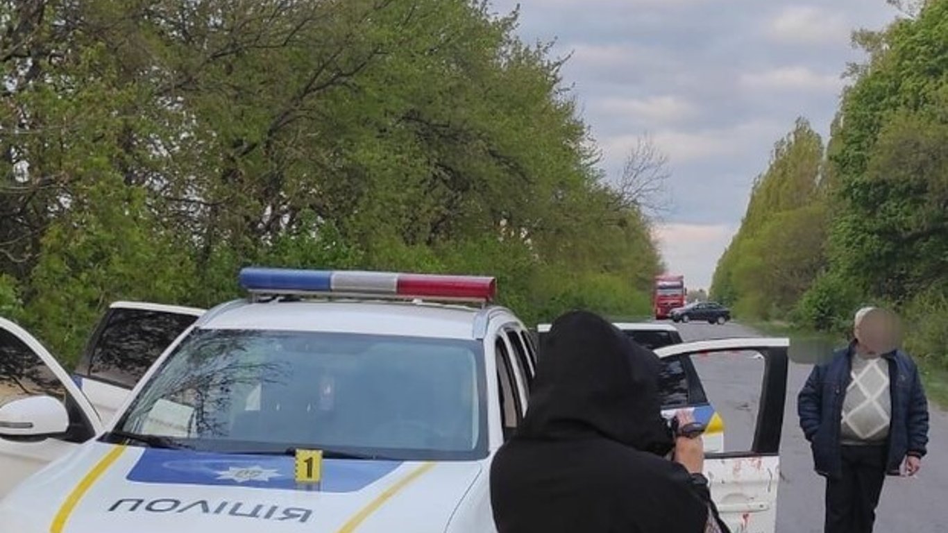 Вбивство поліцейського на Вінниччині — в автівці з правоохоронцями був цивільний чоловік