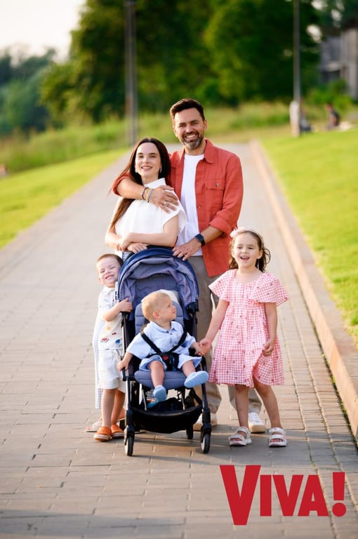 Тімур Мірошниченко розсекретив ім'я всиновленого сина та сфотографувався з ним для глянцю - фото 9