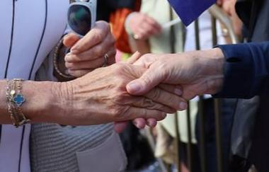 Нігті королеви Камілли