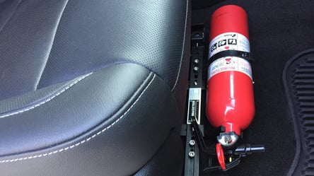 Автомобильный огнетушитель — как выбрать, где хранить - 285x160