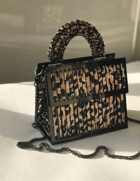 Леопардова сумка для сміливих жінок