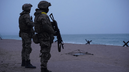 Путин снова намекает на десант в Одессе — ВМС оценили угрозы - 290x166