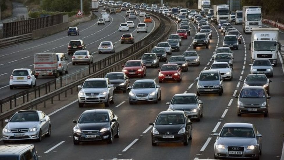 Регистрация авто и принудительные работы - нововведение для беженцев в Германии - фото 1