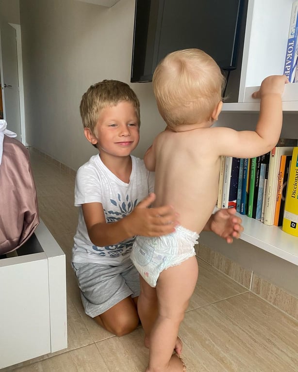 Осадча зачарувала мережу ексклюзивними фото молодших синів - фото 3