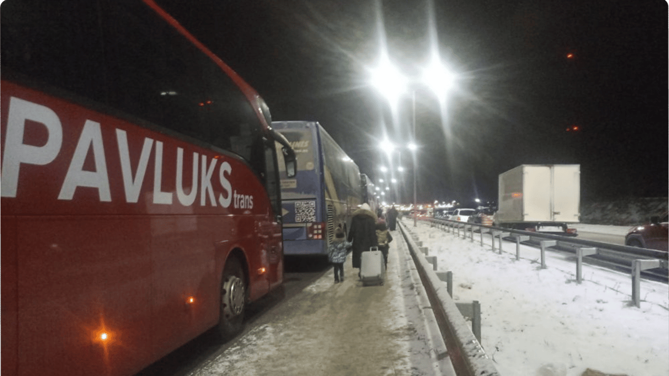 В Украине изменили правила выезда рейсовых автобусов за границу — детали