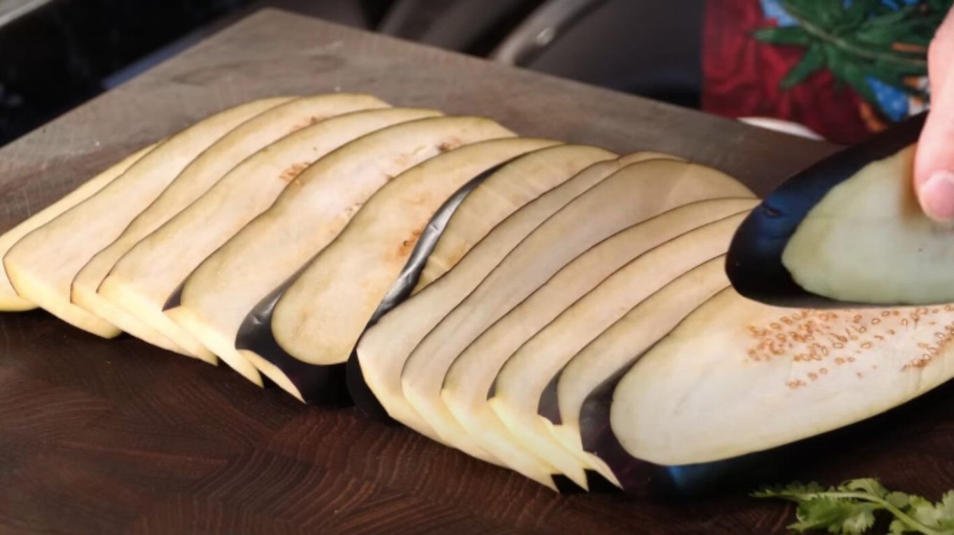 как приготовить рулетики из баклажанов 