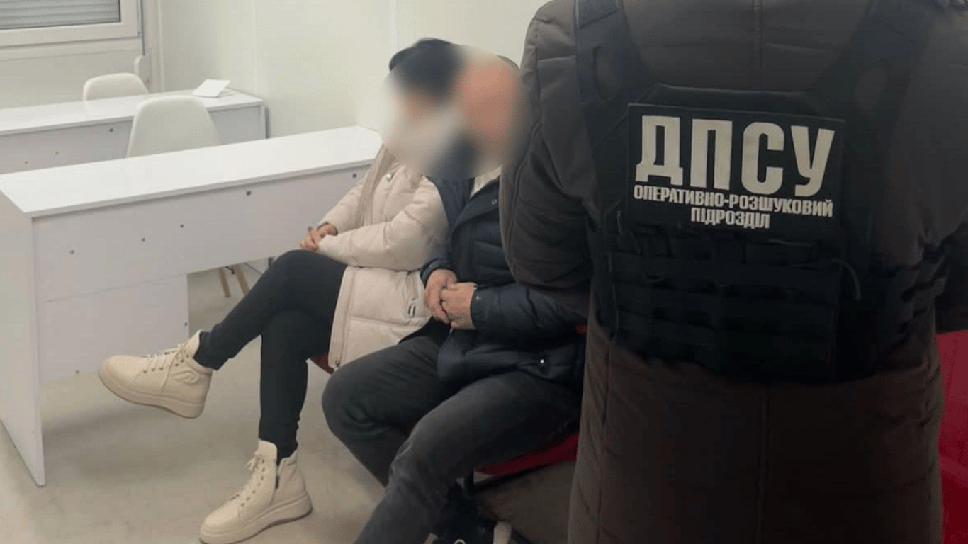 На Львівщина жінка вклала з ухилянтом фіктивний шлюб, аби він виїхав за кордон