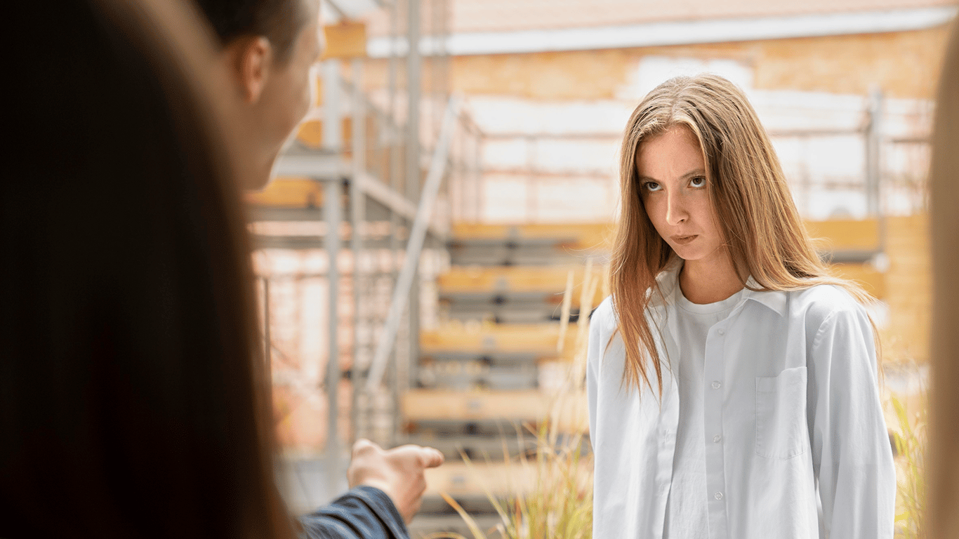 Why people don't look you in the eye when talking