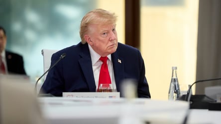 Трамп призупинив удари по Ірану, щоб дати шанс дипломатії — посол - 290x166