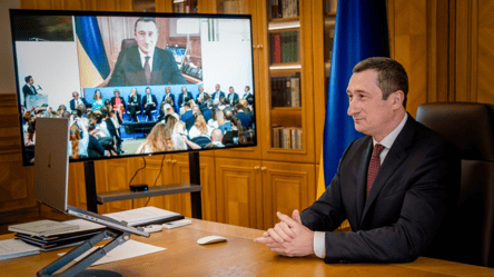 ВАКС арештував гроші Чернишова та його дружини — журналіст - 285x160