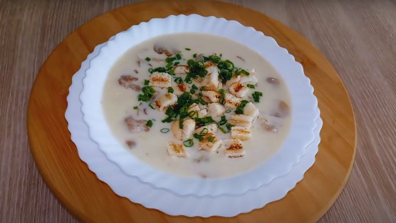 Ідеальний суп з грибами для осені — відео рецепт