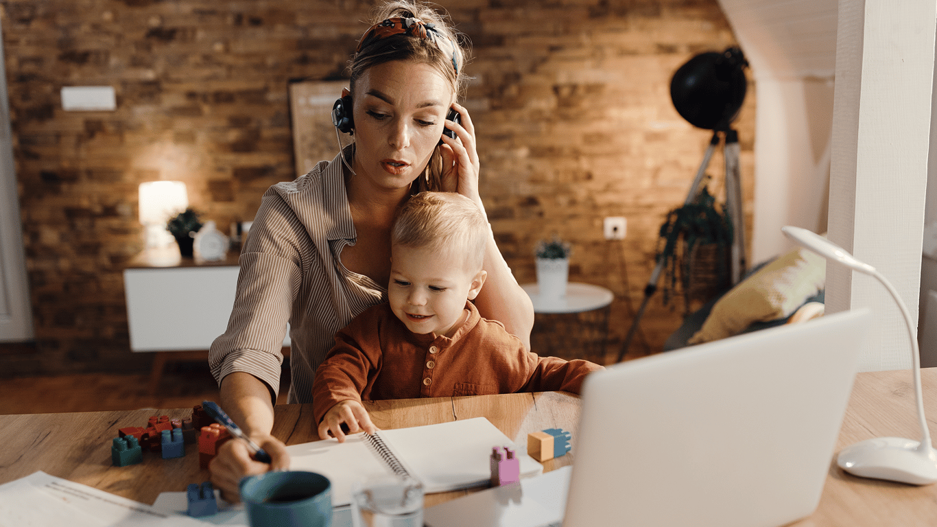 Чому деякі жінки все тягнуть на собі