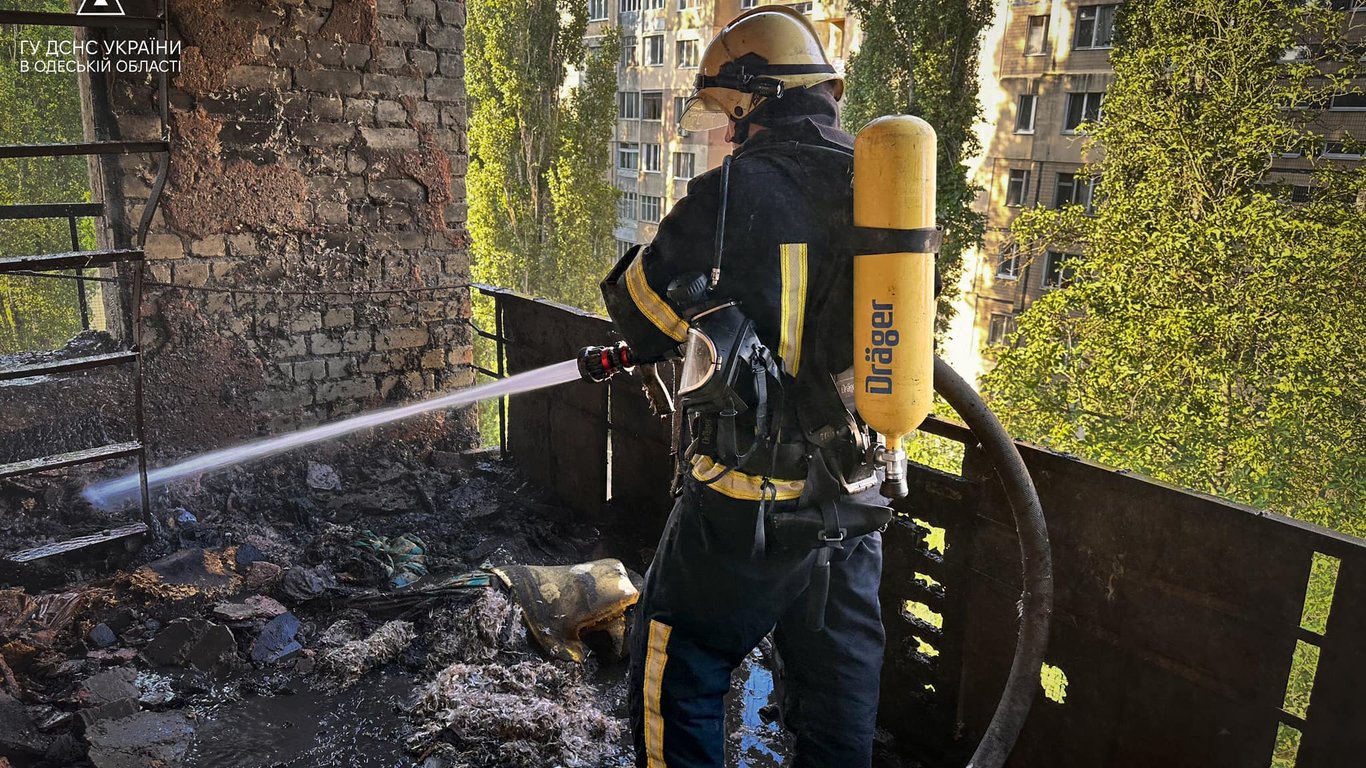 В Одесі сталася пожежа в багатоповерхівці: подробиці події