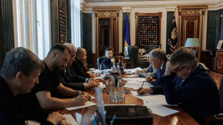Зеленський: українські пілоти навчатимуться на Rafale у Франції - 304x171