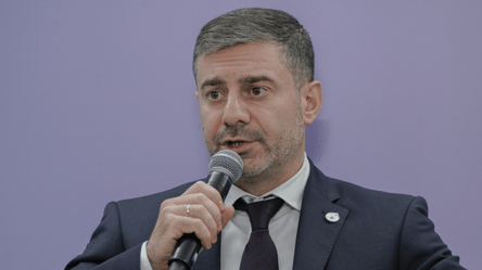 Лубинец: из-за войны из Украины выехали более 5,7 млн граждан - 290x160
