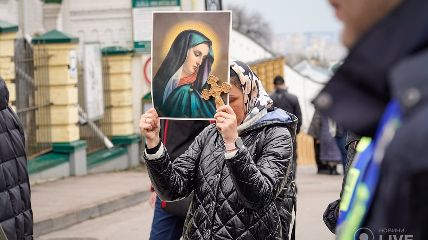 Рада заборонила російську церкву - що робити вірянам УПЦ МП