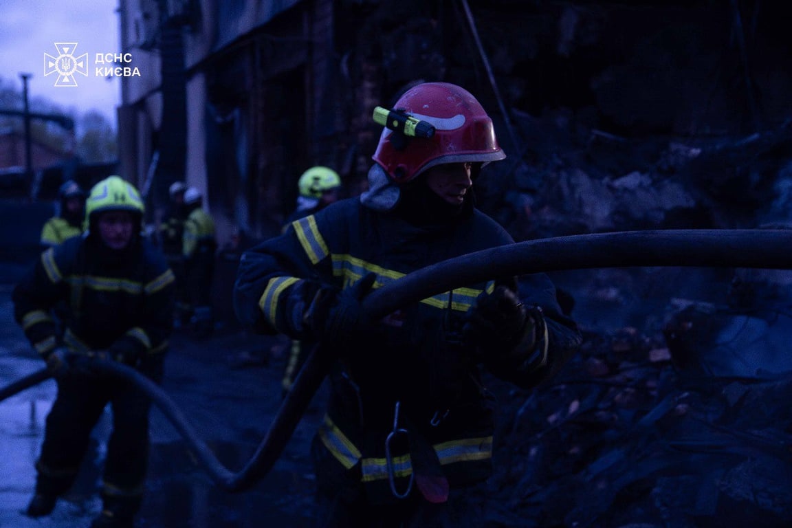  Оболонський район після обстрілу: фото з місця масштабних руйнувань