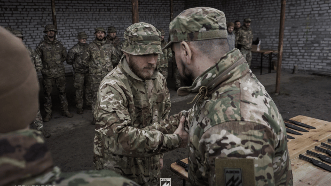 Вакансії в "Азов" — полк запрошує на роботу електромонтера