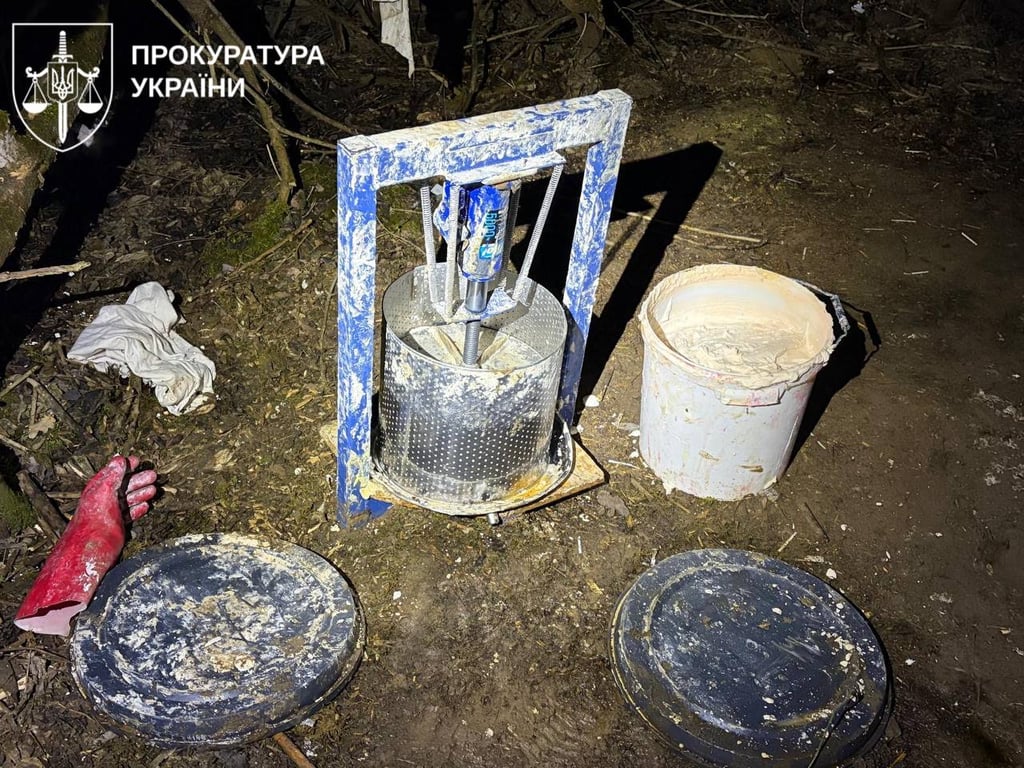 На Прикарпатті виготовляли наркотики