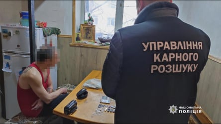 Мошенничество с недвижимостью: в Одессе полицейские задержали злоумышленников - 285x160