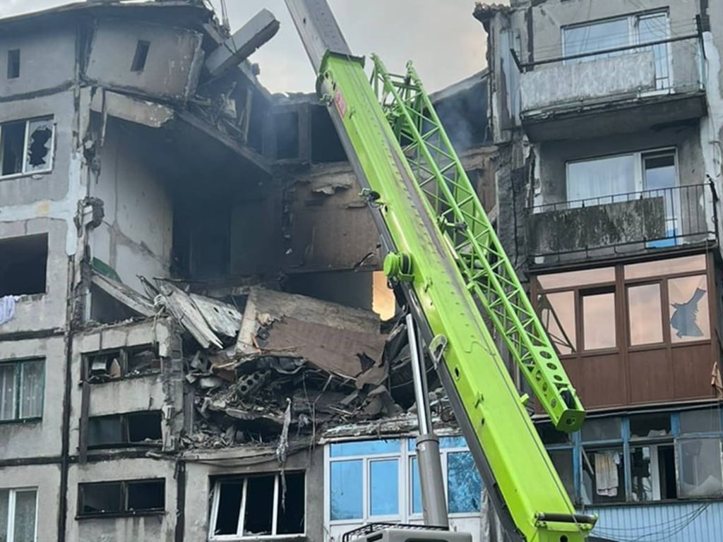 Нічна атака: російський дрон поцілив у житловий будинок у Білозерському