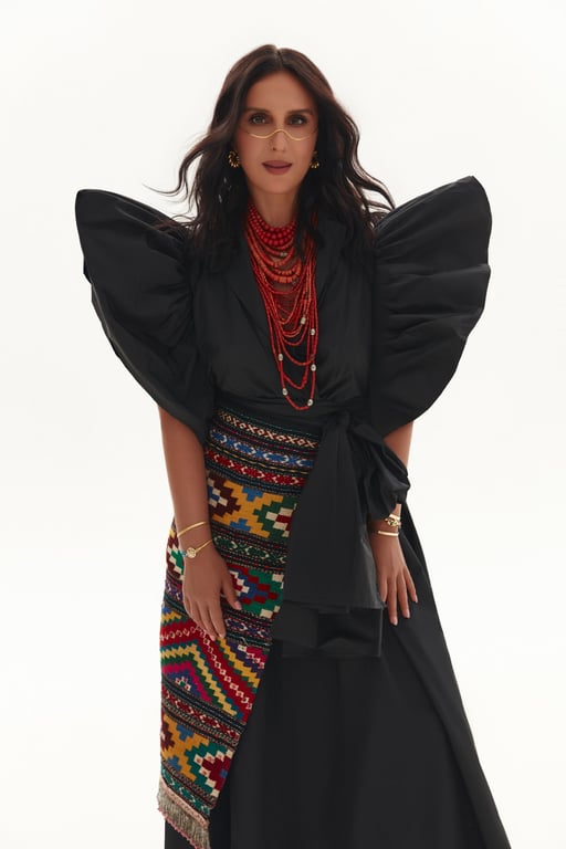 Джамала приміряла стильне вбрання та розповіла, як війна змінила її відчуття жіночності - фото 1