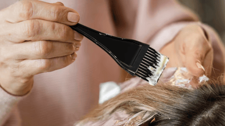 Перукарі розкрили кольори волосся, які додають років - 285x160