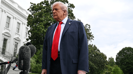 Трамп обсудит с лидером Польши нарушение границы дронами РФ - 285x160