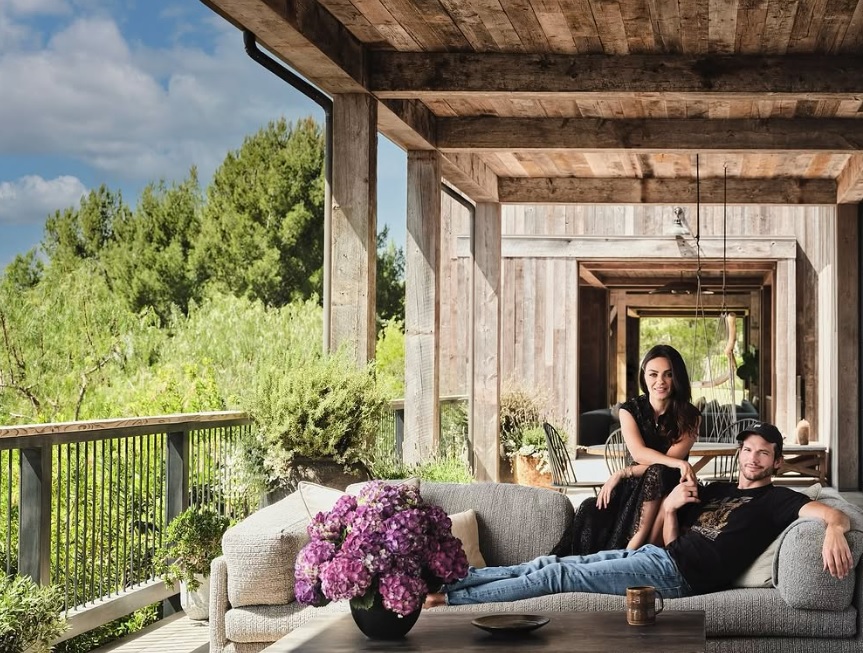 У Міли Куніс вітальня майбутнього — вразить найвибагливіших - фото 1