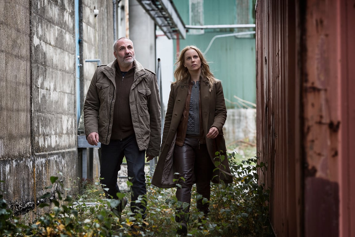 Серіал Міст - фото