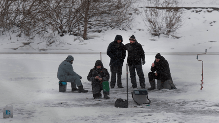 Зимняя рыбалка — без чего можно получить штраф в 2026 году - 285x160